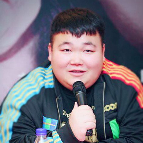Helong Wang