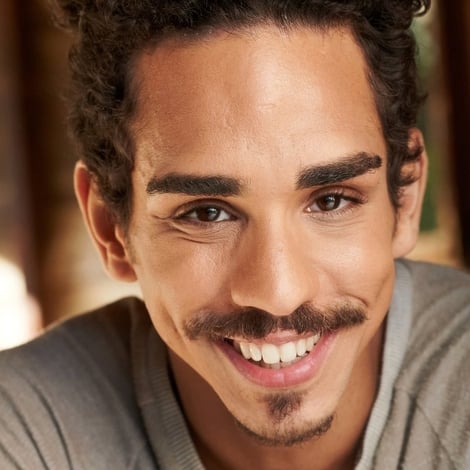 Ray Santiago's profile