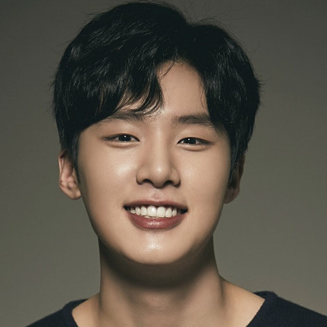 Kim Dong-hee