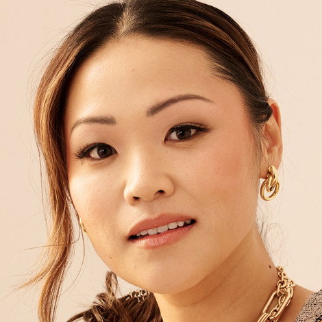 Jee Young Han
