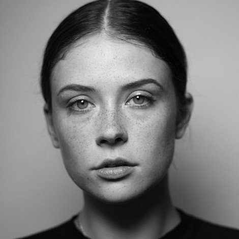 Mia Tomlinson