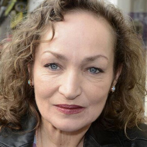 Angelika Bartsch