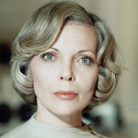Barbara Bain