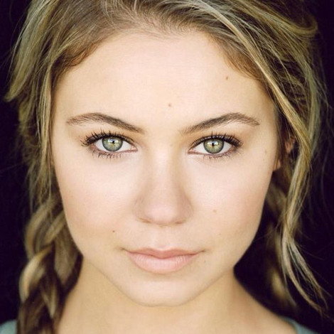 Ayla Kell