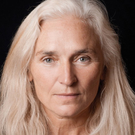 Olwen Fouéré