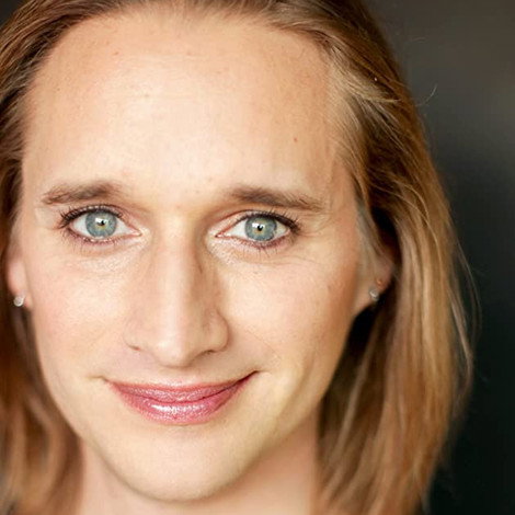 Jer Adrianne Lelliott