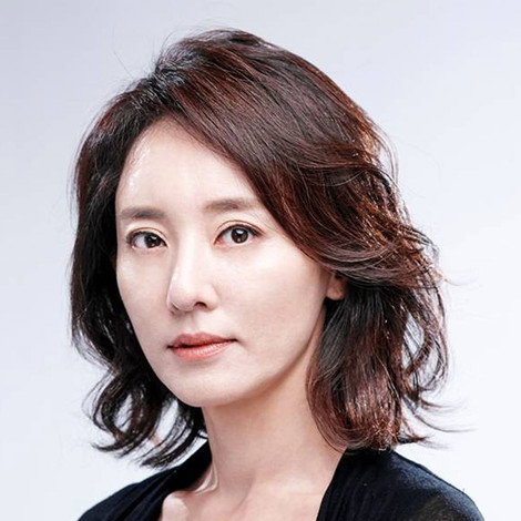 Son Ji-na