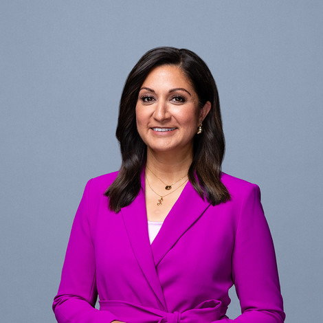 Amna Nawaz