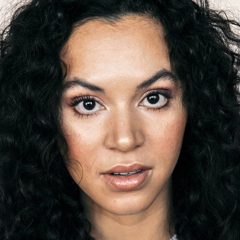 Aldís Amah Hamilton