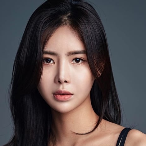 Park Kyoung-hee's profile