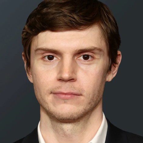 Evan Peters