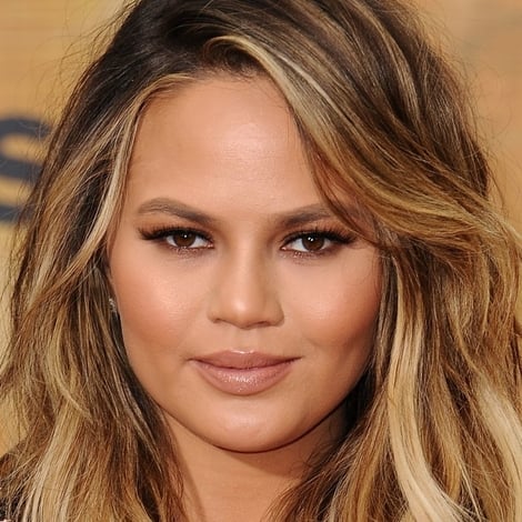 Chrissy Teigen's profile