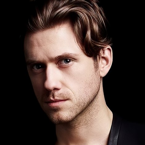 Aaron Tveit's profile Aaron Tveit's profile