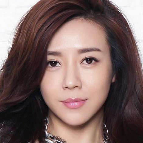 Cica Zhou Weitong