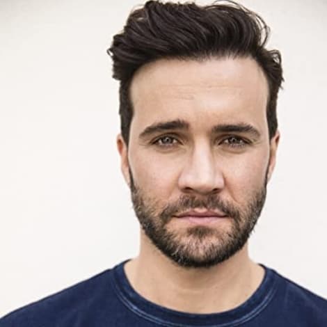 Gil McKinney's profile