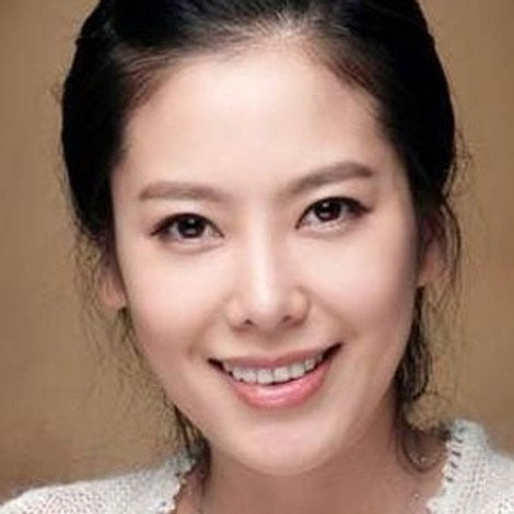 Lee Ja Young