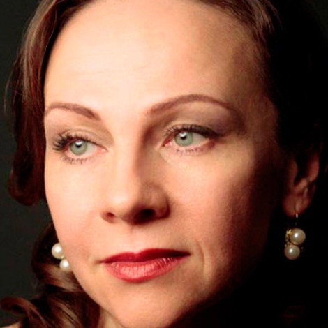 Olena Uzliuk
