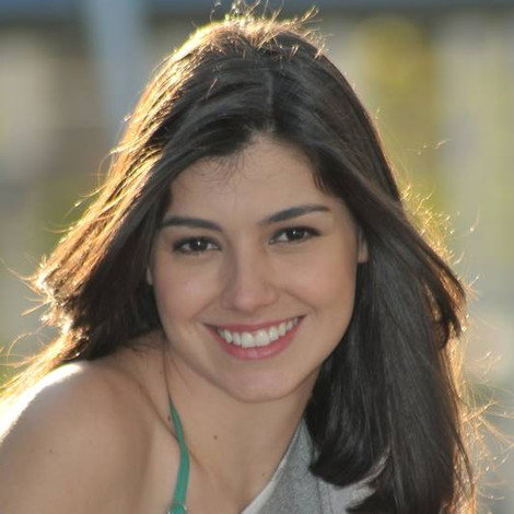 Verônica Debom