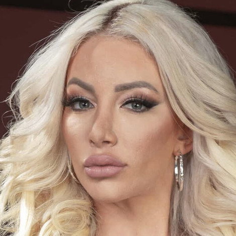 Nicolette Shea