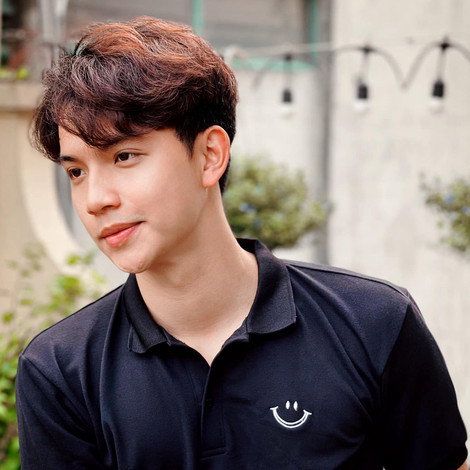 Việt Hoàng