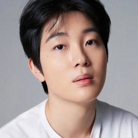 Kim Jin Woo