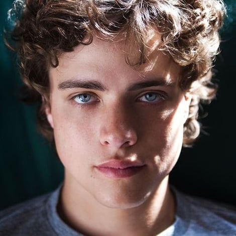 Douglas Smith's profile