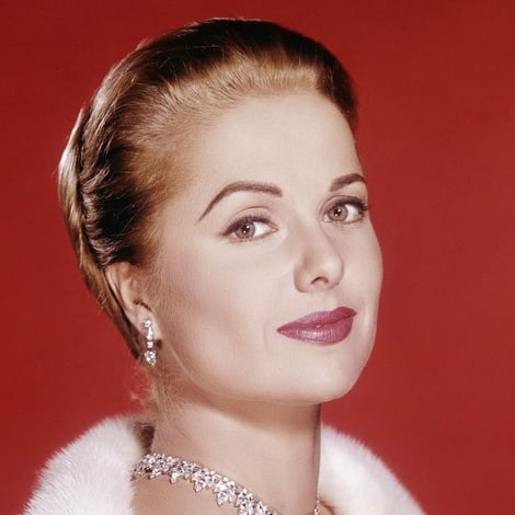 Martha Hyer's profile