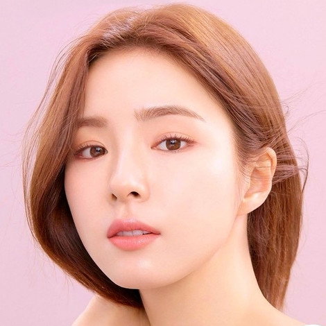 Shin Sae-kyeong