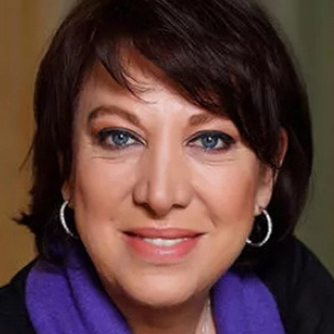 Oya Başar
