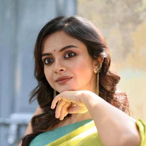 Solanki Roy
