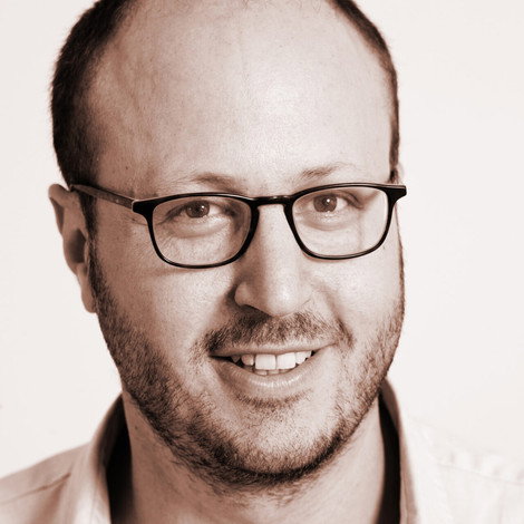 Roger Bennett