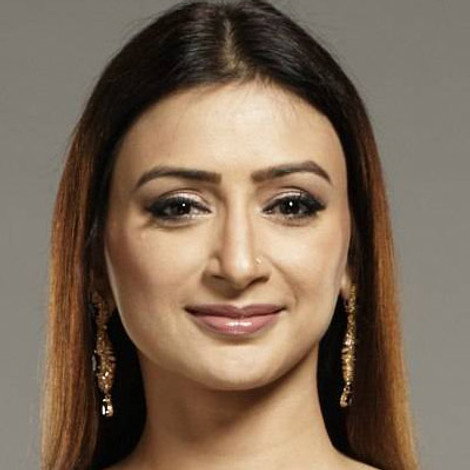 Gauri Pradhan Tejwani