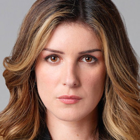 Shenae Grimes-Beech