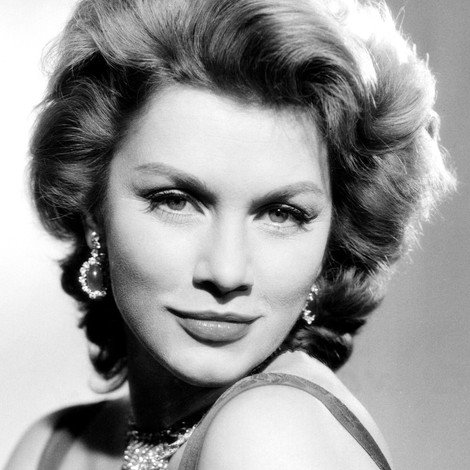 Linda Christian