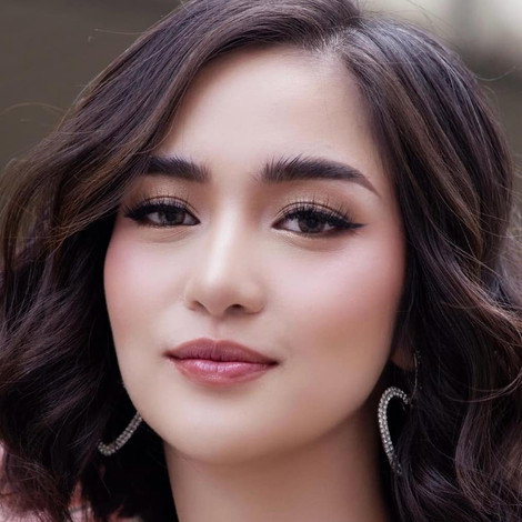 Charlie Dizon