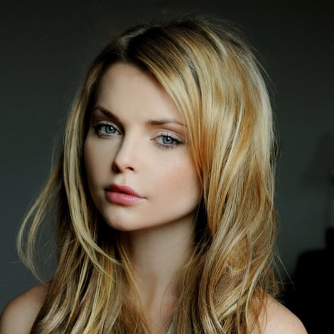 Izabella Miko's profile