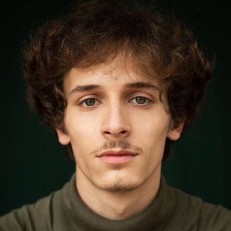 Salvador Gil