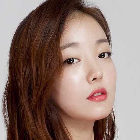 Moon Ji-in