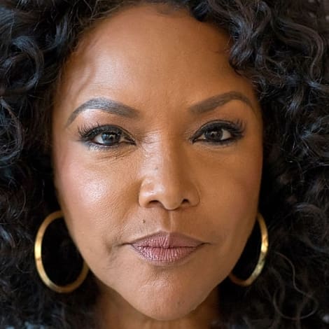 Lynn Whitfield's profile