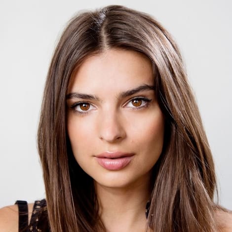 Emily Ratajkowski's profile