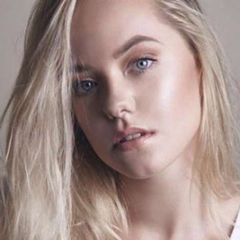 Ashley de Lange