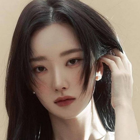 Kang Min-ji