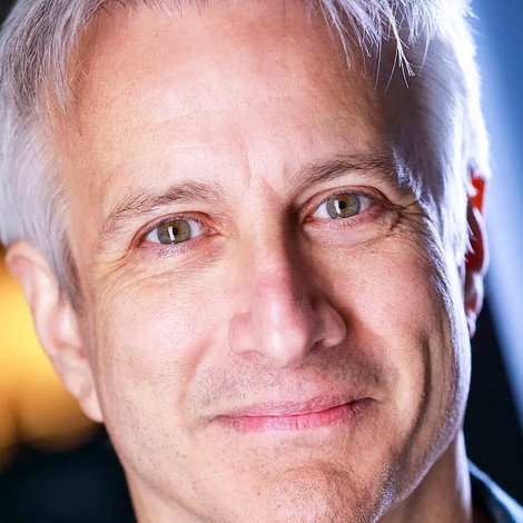 Bronson Pinchot