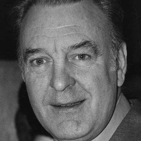 Donald Sinden's profile