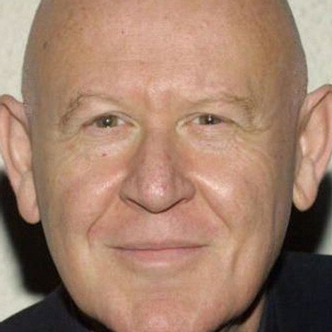 Daniel Benzali