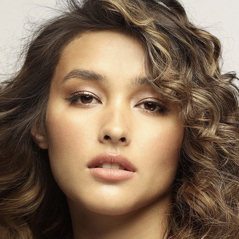 Liza Soberano