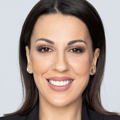 Anna Menenakou
