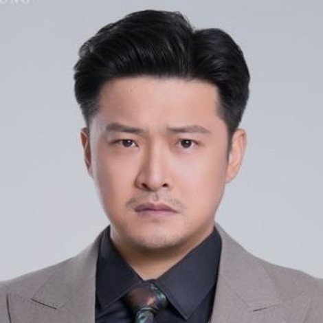 Zhen Qin
