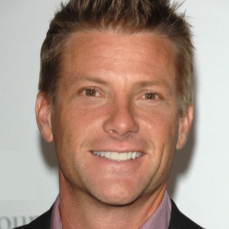 Doug Savant's profile