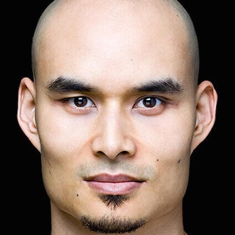Khan Bonfils